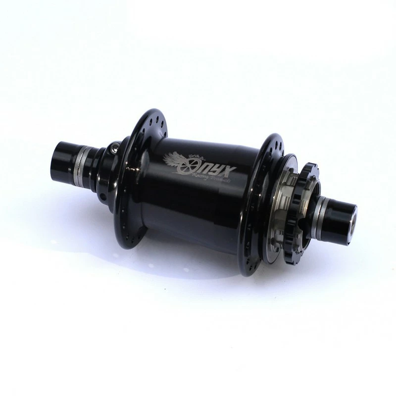 MOYEU ARRIERE ONYX ULTRA AXE 15 MM VIS 10 MM NOIR 3 MOYEU ARRIERE ONYX ULTRA AXE 15 MM VIS 10 MM NOIR