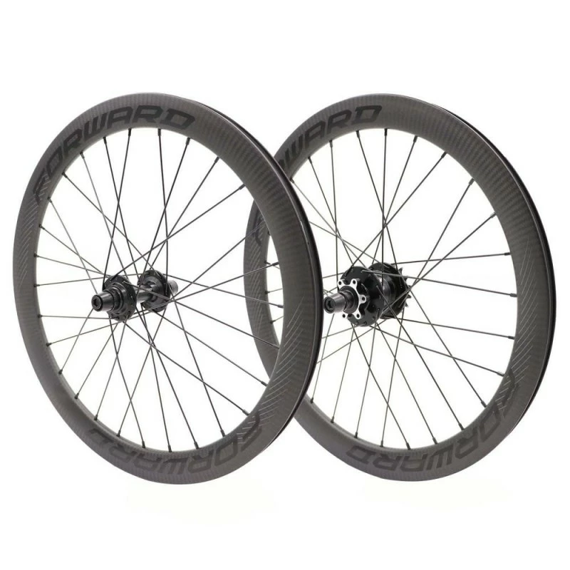 PAIRE DE ROUES FORWARD JOYRIDE V2 CARBONE - JR/EXP - DISC - 10MM 3 PAIRE DE ROUES FORWARD JOYRIDE V2 CARBONE - JR/EXP - DISC - 10MM