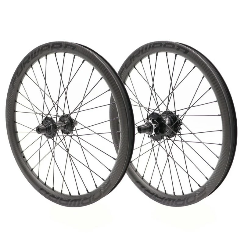 PAIRE DE ROUES FORWARD JOYRIDE V2 CARBONE - PRO 36H - DISC - 10MM 3 PAIRE DE ROUES FORWARD JOYRIDE V2 CARBONE - PRO 36H - DISC - 10MM