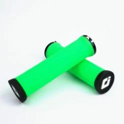 POIGNEE ODI ELITE MOTION NO FLANGE LOCK ON 130 MM GREEN