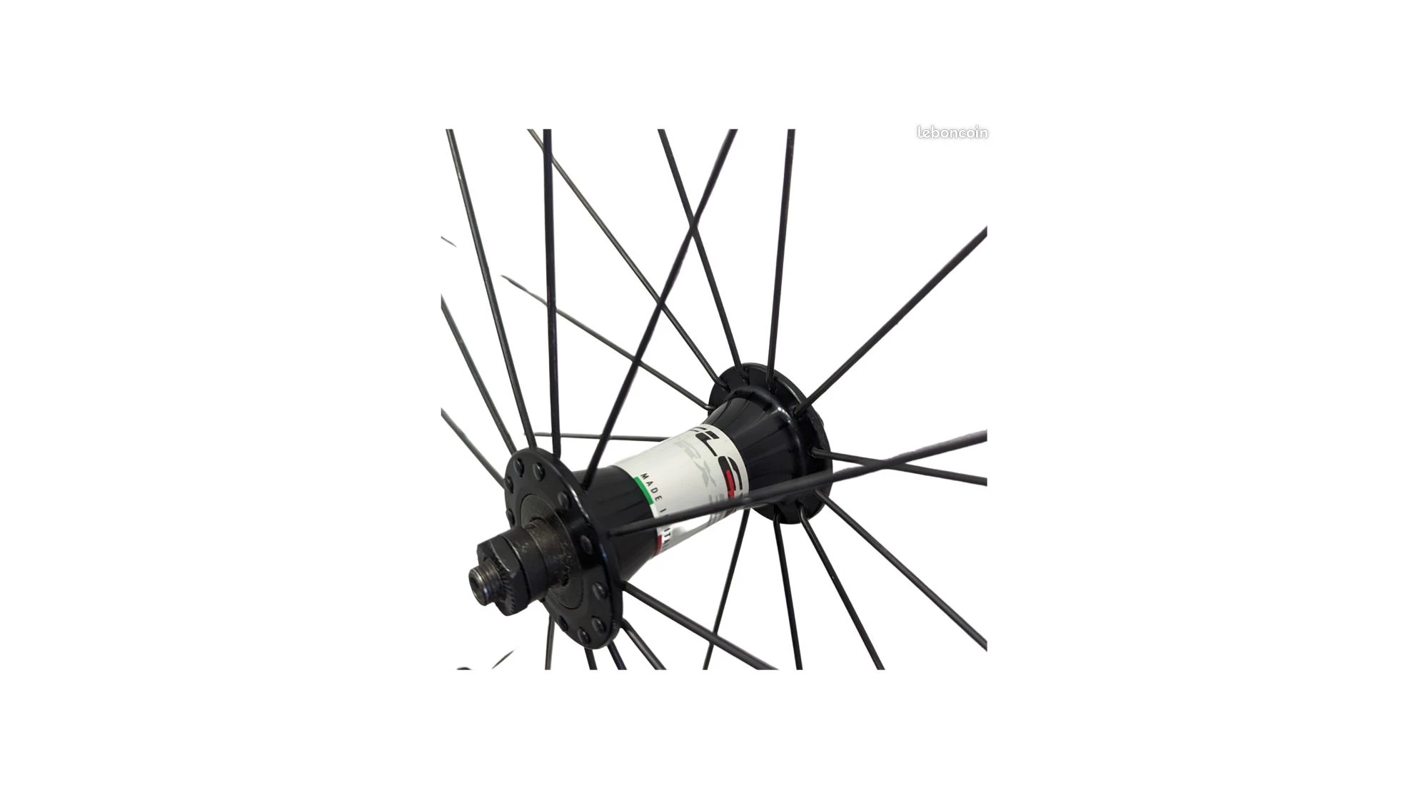 ROUE AV 700 ROUTE PATIN BLOCAGE RAPIDE 4 ROUE AV 700 ROUTE PATIN BLOCAGE RAPIDE – Image 2