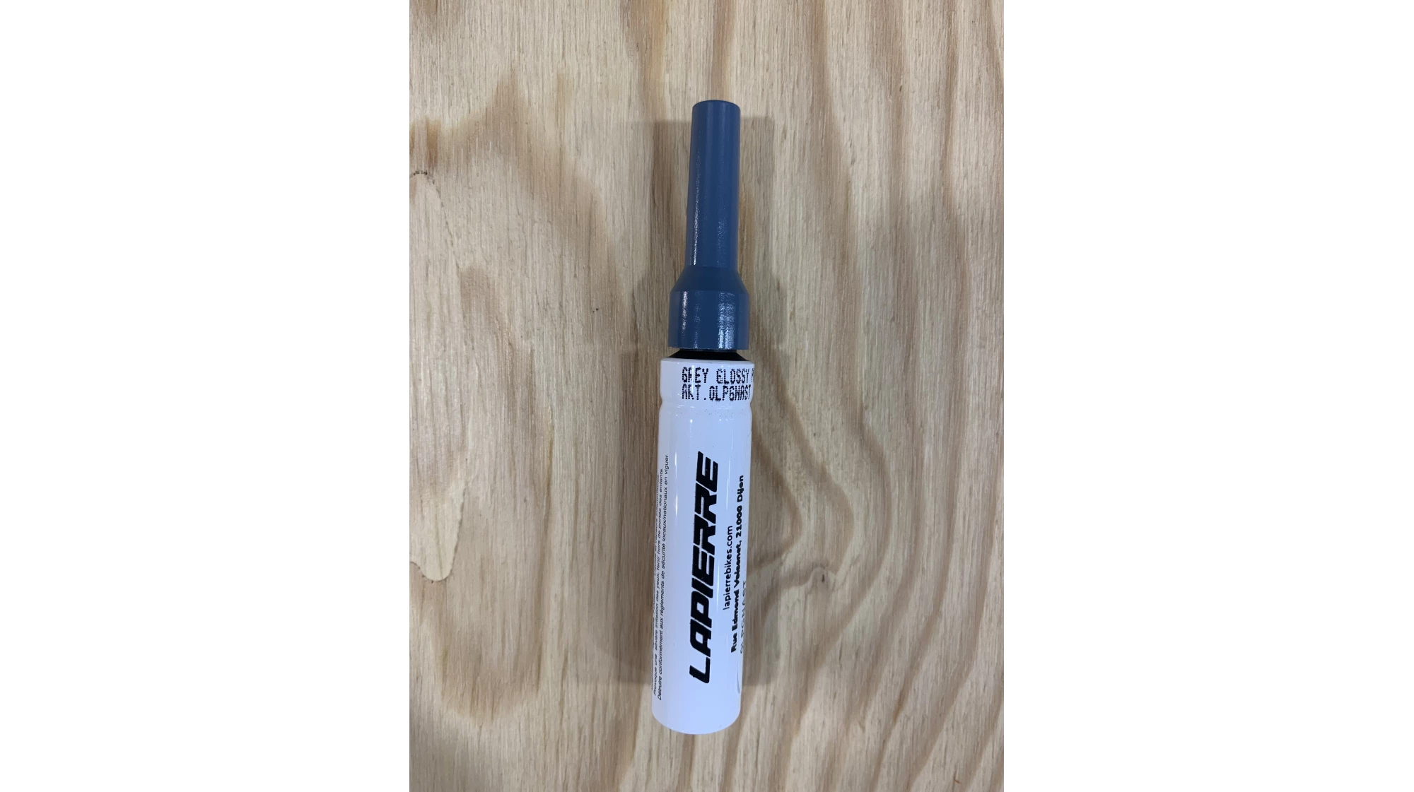 STYLO DE RETOUCHE LAPIERRE GREY -100% GLOSSY PR... 3 STYLO DE RETOUCHE LAPIERRE GREY -100% GLOSSY PR...